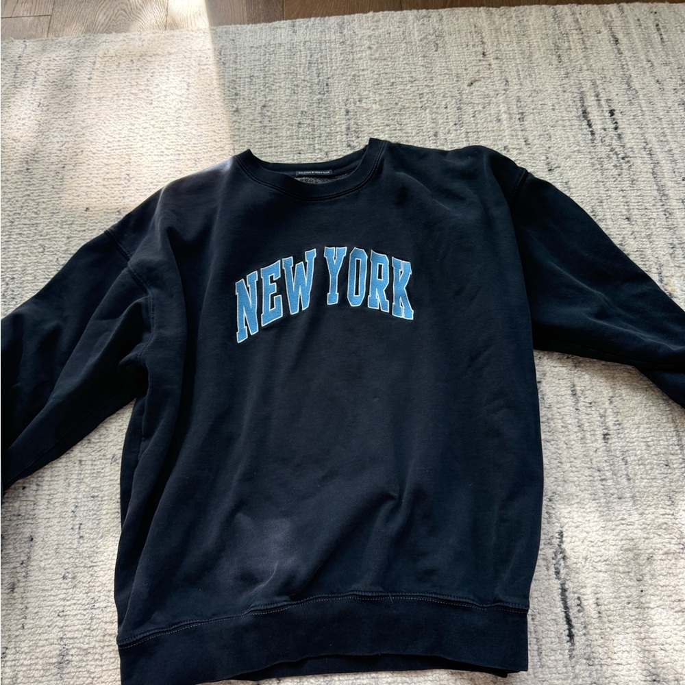 Brandy Melville Black New York Sweatshirt